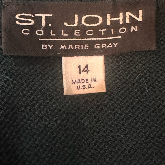St. John Collection Green Blazer with Logo Buttons Leather Trim - Picture 8 of 8